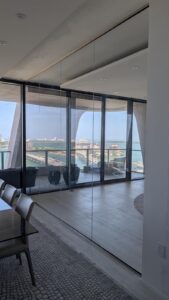 Glass room enclosure