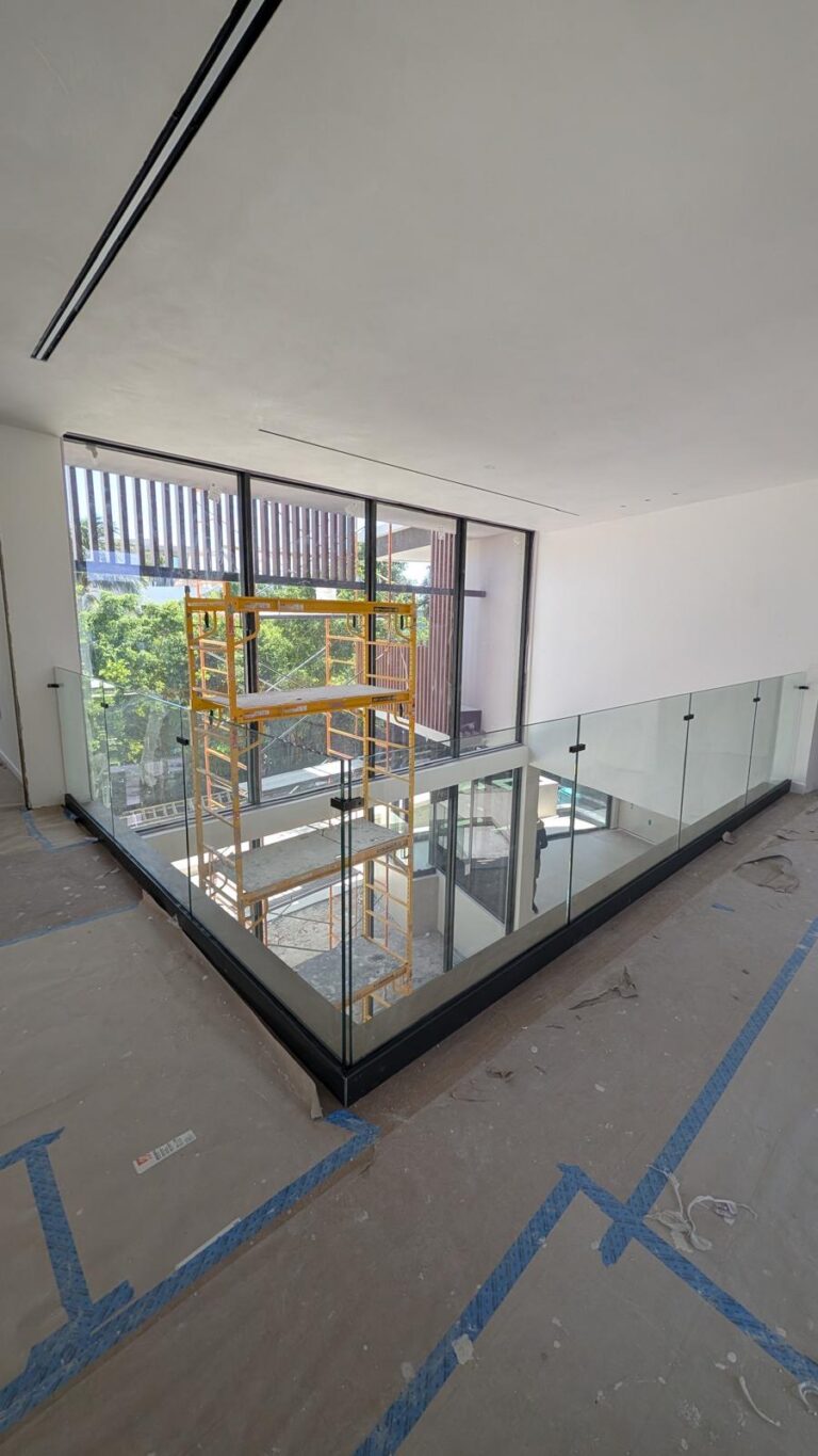 Key Biscayne interior glass railing2