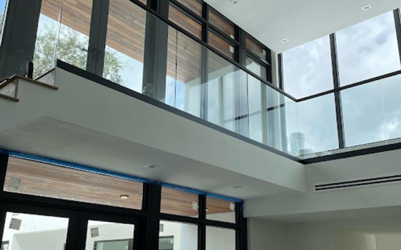 Discovering Elegance and Safety with IG Glass