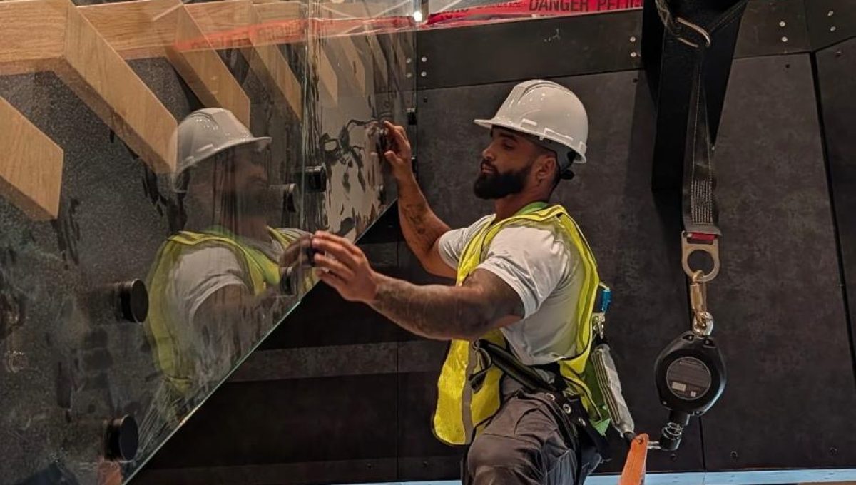 Glass railing installation
