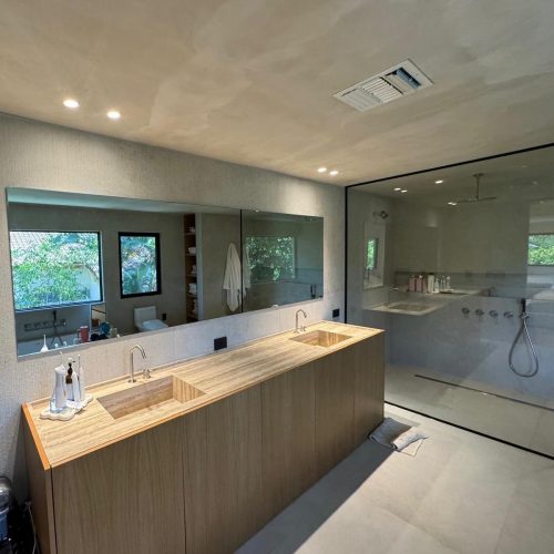 Custom glass installation project by IG Glass South Florida