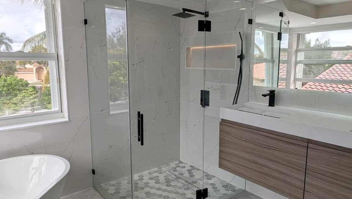 Custom glass installation project by IG Glass South Florida